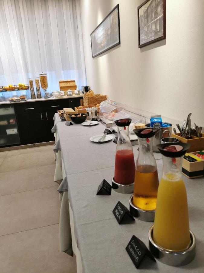 Hotel Il Grappolo D'Oro Monforte D'Alba Luaran gambar